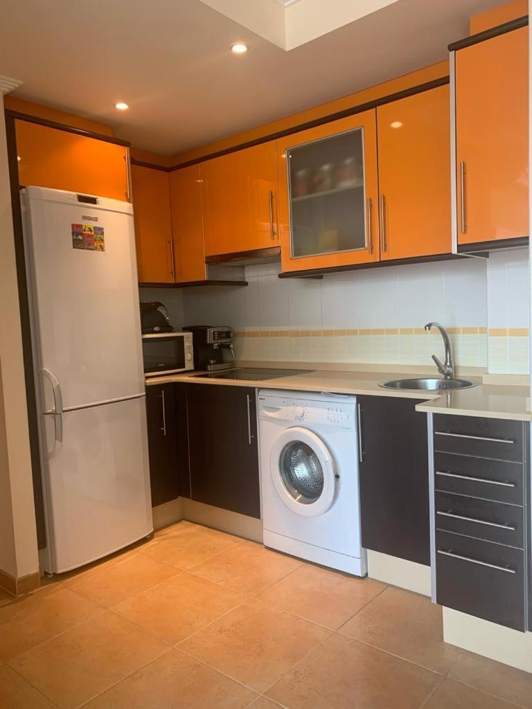 Apartamento Enfoz Con Parking Y A La Orilla Del Mar Exterior foto