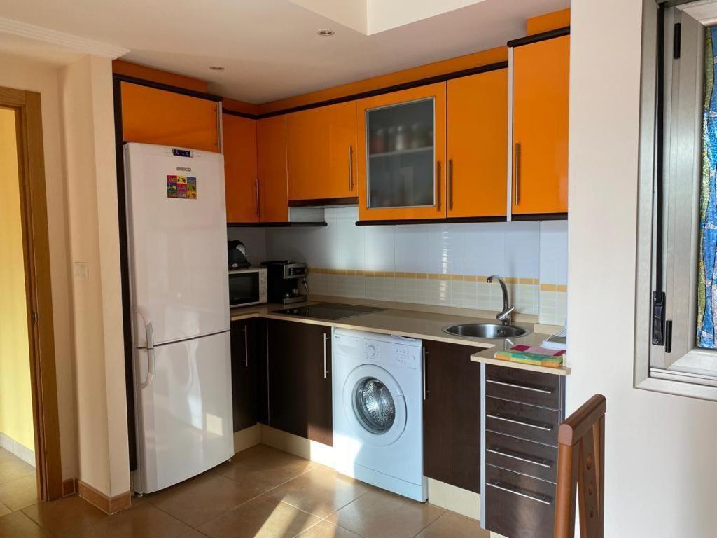 Apartamento Enfoz Con Parking Y A La Orilla Del Mar Exterior foto